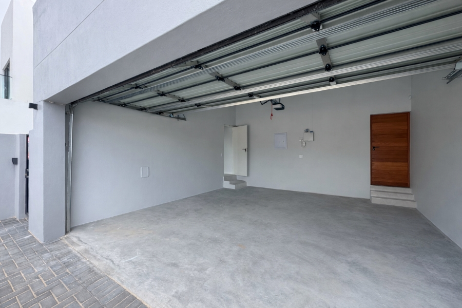 4 Bedroom Property for Sale in Sandown Western Cape